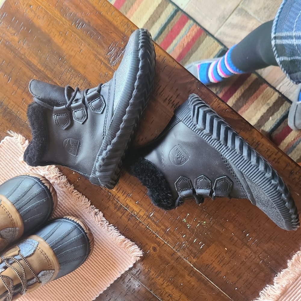 NWOT Sorel Out N About Trade?